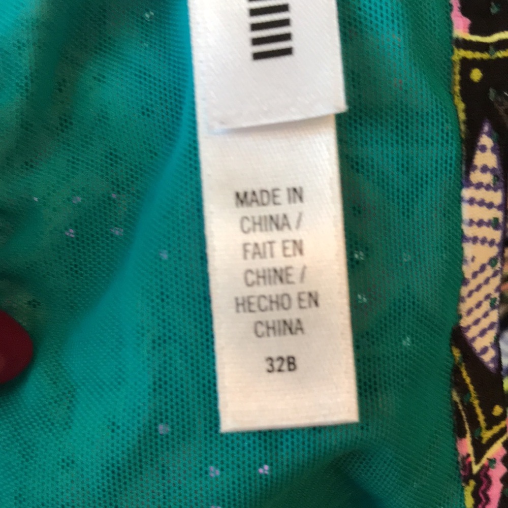 Victoria’s Secret Sport Bra - Picture 7 of 8